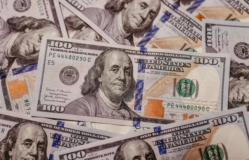 Giới đầu tư kỳ vọng đồng USD tăng gi&aacute; khi Fed chuyển hướng ch&iacute;nh s&aacute;ch